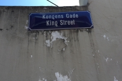 noget tyder på